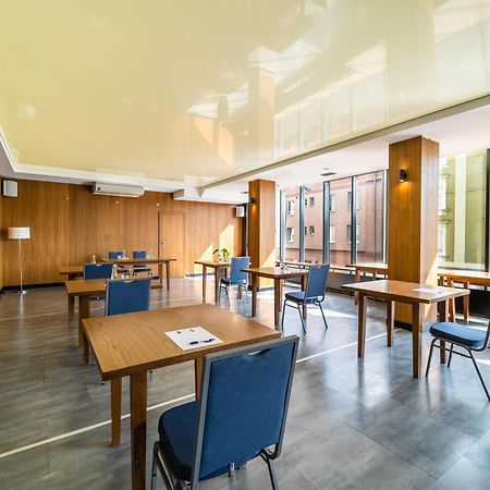 Hotel Weneda Ополе Екстер'єр фото