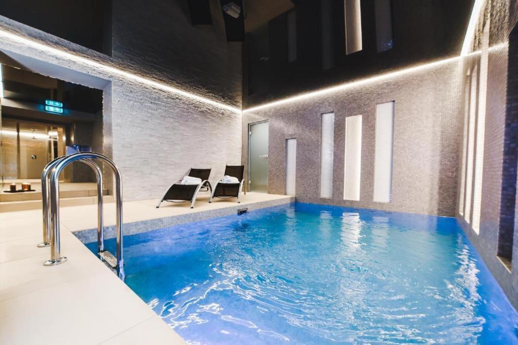 Hotel Weneda Ополе Екстер'єр фото